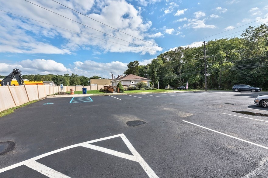 More Photos Of 75 Hartford Rd, Delran Storefront Retail Office For Sale