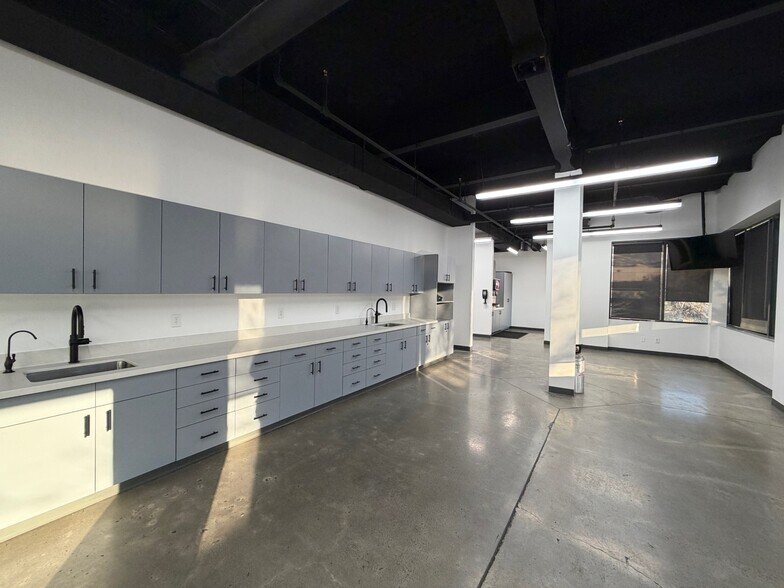 More Photos Of 251 W River Park Dr, Provo Office For Lease