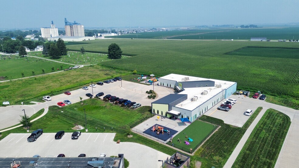 More Photos Of 94 Paine Cir, Bondurant Daycare Center For Sale