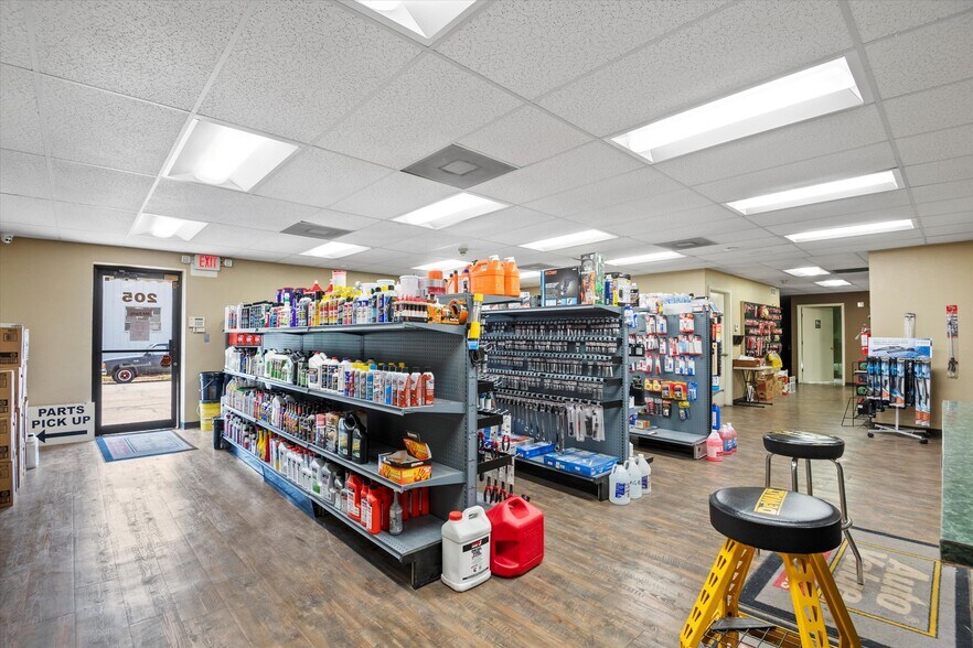 More Photos Of , Cleburne Flex For Sale