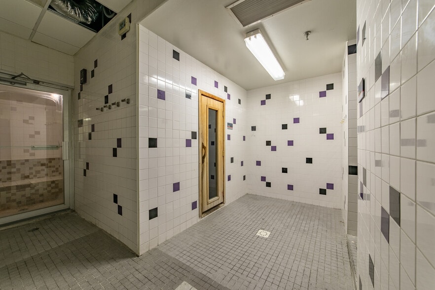 More Photos Of 450 State Route 34, Matawan Light Distribution For Lease