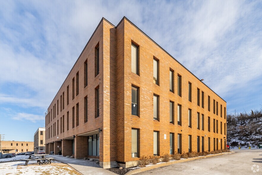 More Photos Of 1750 Courtwood Cres, Ottawa Office For Lease