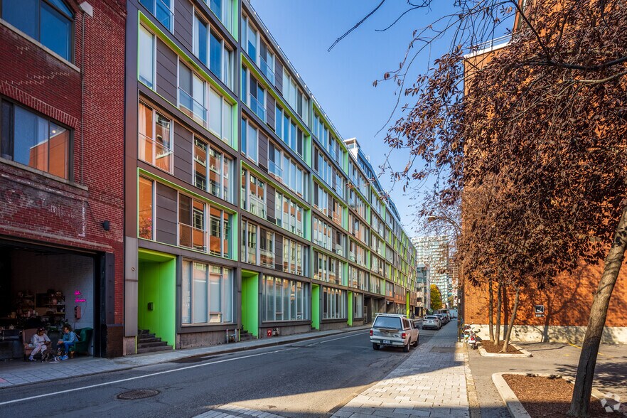 More Photos Of 780 Rue Wellington, Montréal Apartments For Sale