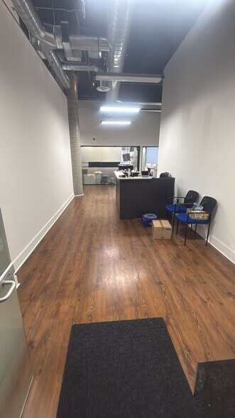 More Photos Of 1111 Rue Saint-Urbain, Montréal Office For Sale