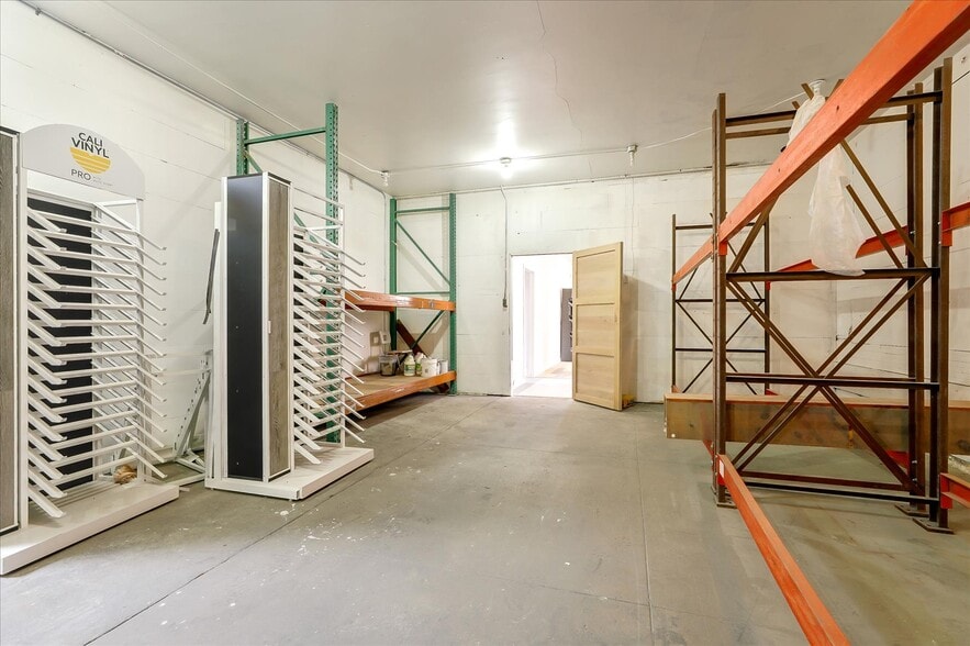 More Photos Of 14 E Lake Ave, Watsonville Storefront For Sale