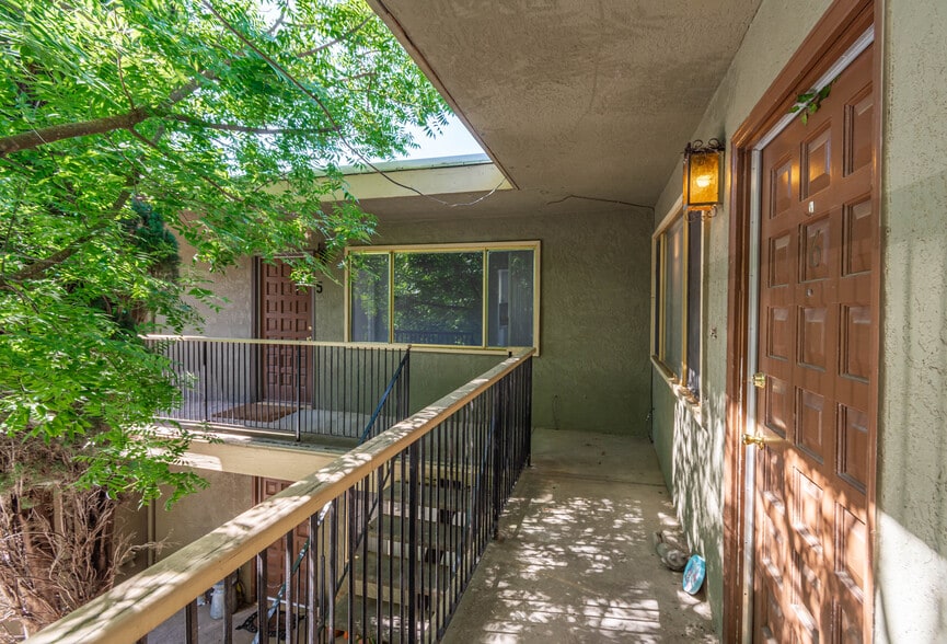More Photos Of 2520 Northrop Ave, Sacramento Apartments For Sale