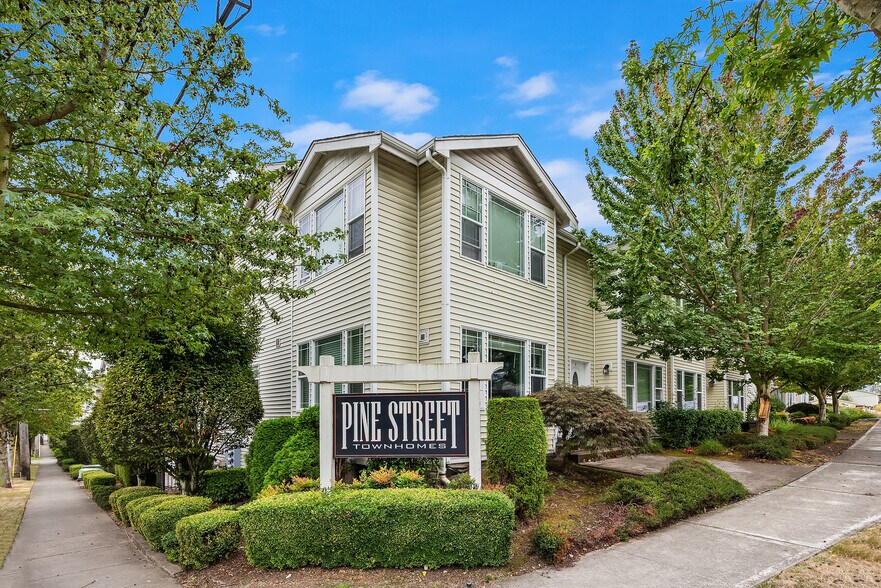 More Photos Of 2901 S 45th St, Tacoma Apartments For Sale