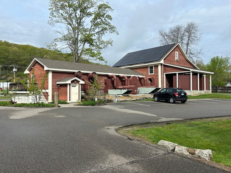 More Photos Of 244 Amesbury Rd, Kensington General Retail For Sale