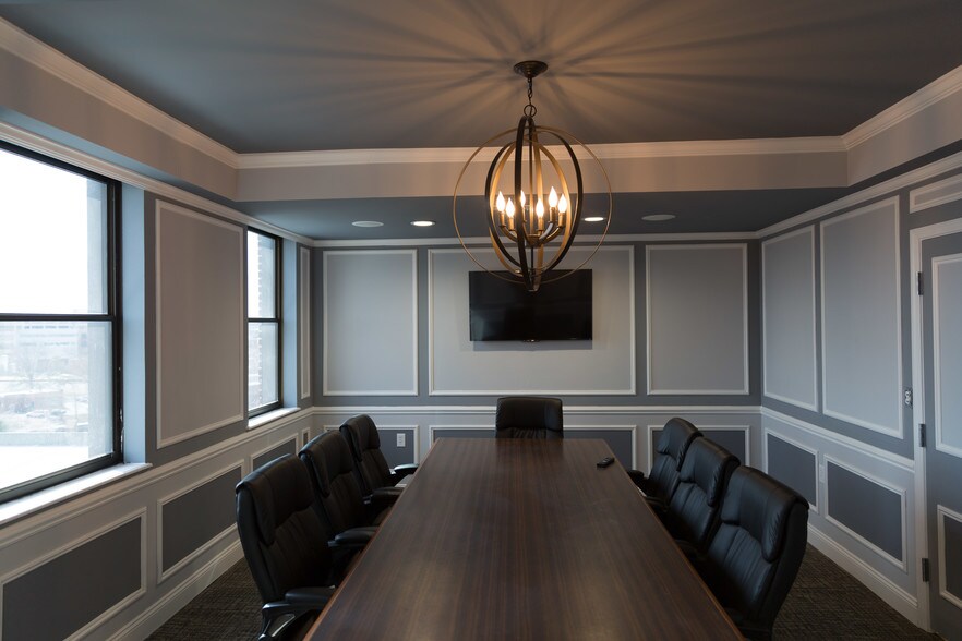 More Photos Of 100 E Main St, Salisbury Office For Lease