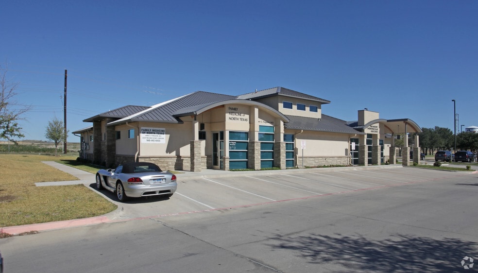More Photos Of 2601 Scripture St, Denton Medical For Lease