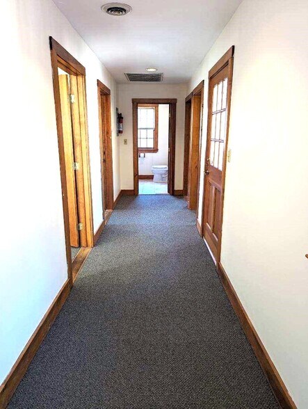 More Photos Of 42 Davis Rd, Acton Office For Lease