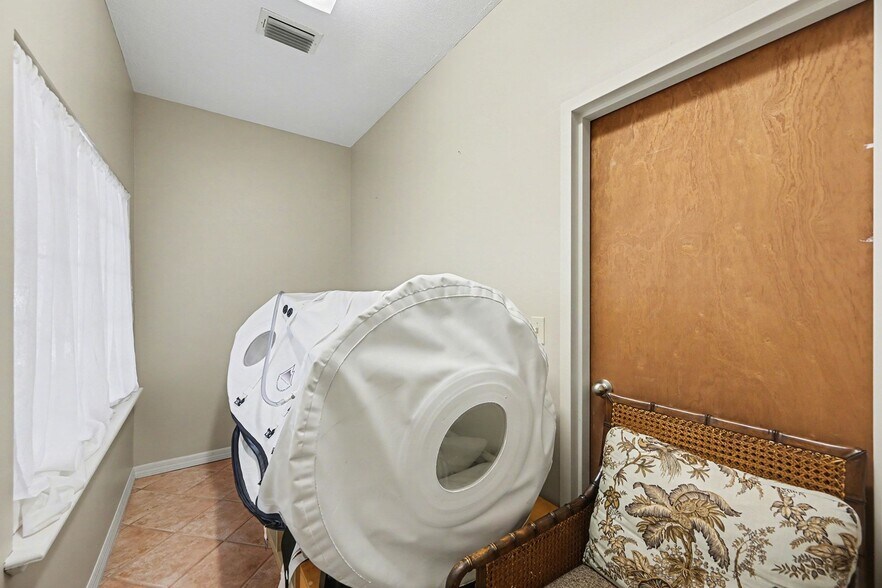 More Photos Of 1727 N Atlantic Ave, Cocoa Beach Medical For Sale