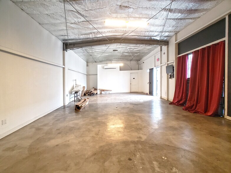 More Photos Of 3408 Trinity St, Los Angeles Warehouse For Lease