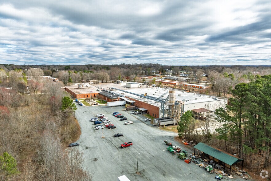 More Photos Of 67 Biesecker Rd, Lexington Manufacturing For Sale