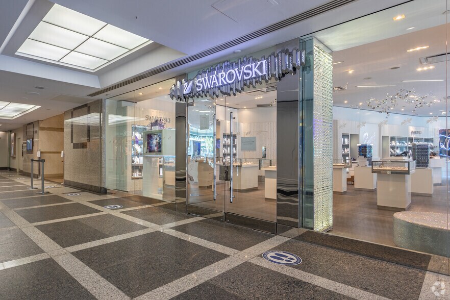 More Photos Of 2 Bloor St W, Toronto Office For Lease