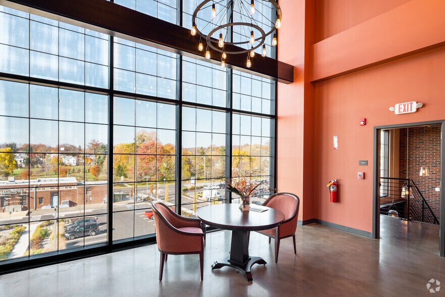 More Photos Of 361 Highland Ave, Glenside Office For Sale