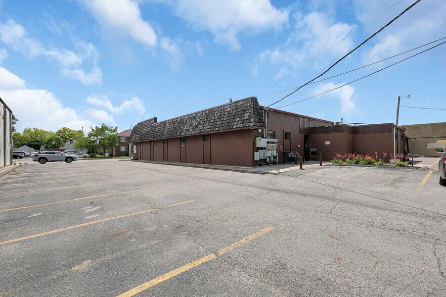 More Photos Of 3184 W Broad St, Columbus Medical For Lease