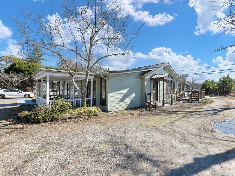 More Photos Of 578 Braselton Hwy, Lawrenceville Storefront Retail Office For Sale