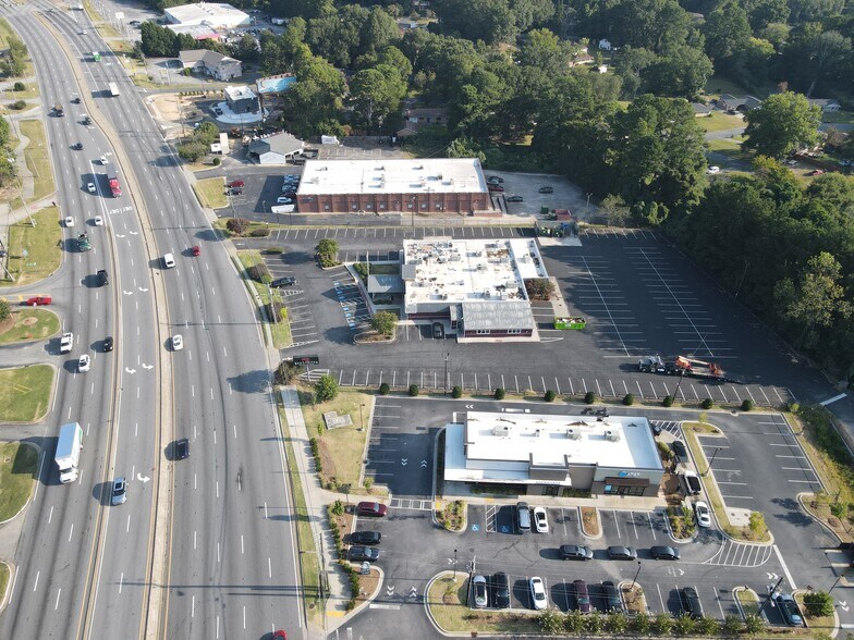 More Photos Of 6550 Tara Blvd, Jonesboro Restaurant For Lease