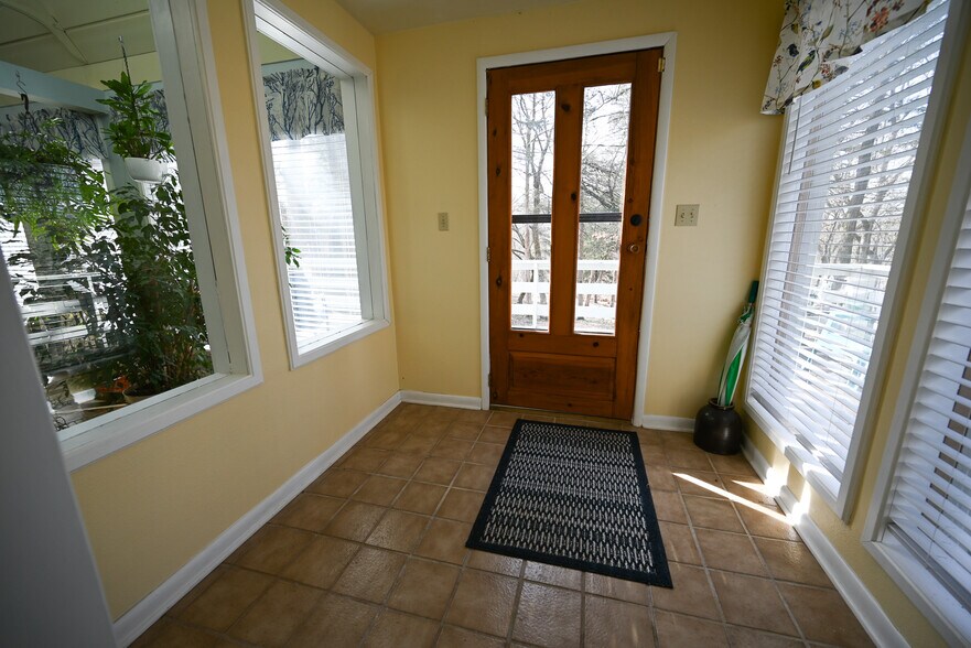 More Photos Of 2759 County Road 411, Berryville Hotel For Sale