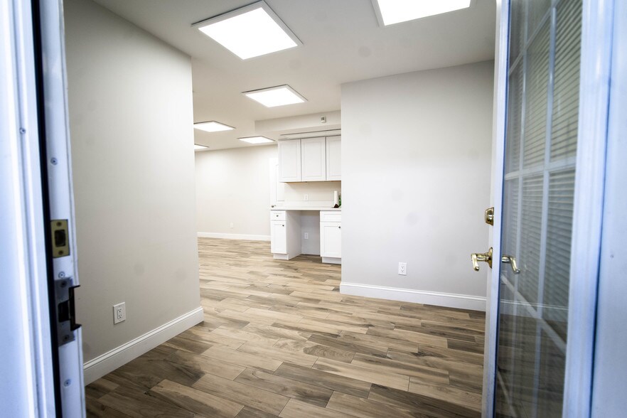 More Photos Of 10380 103rd St, Ozone Park Office Residential For Sale