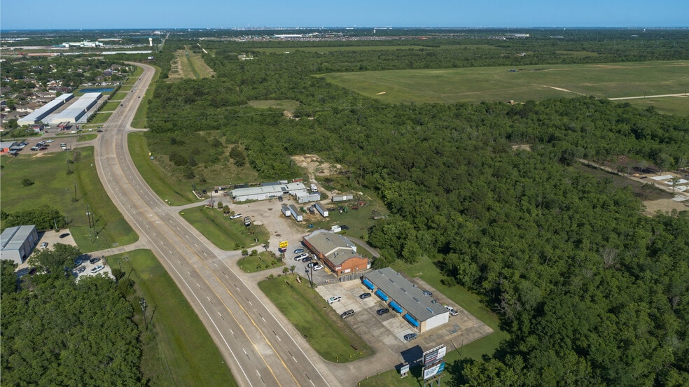 More Photos Of 10611 Fm-1764, Santa Fe Unknown For Lease