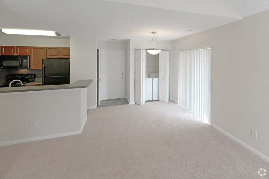 More Photos Of 100 Elena St, Cranston Apartments For Sale