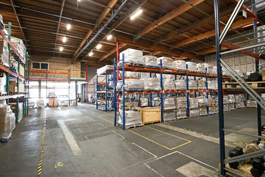 More Photos Of 2525 Birch St, Vista Warehouse For Lease