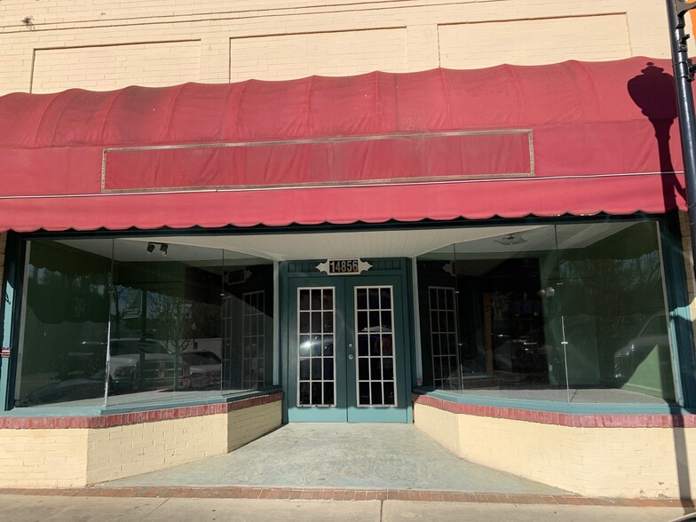 Primary Photo Of 14856 Main St, Alachua Storefront For Sale