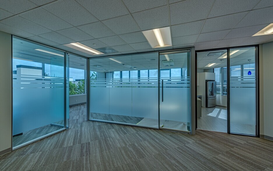 More Photos Of 5300 Memorial Dr, Houston Office For Lease