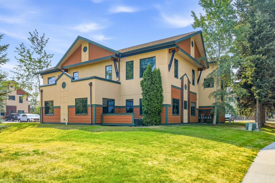 More Photos Of 1940 W Dickerson St, Bozeman Office For Lease