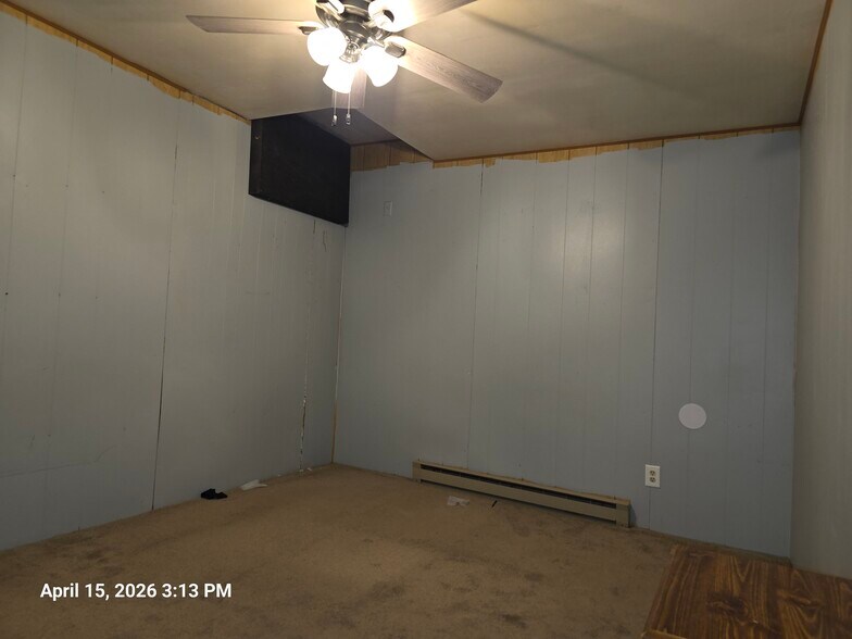 More Photos Of 415-417 Saint James Ave, Wynot Storefront Retail Residential For Sale