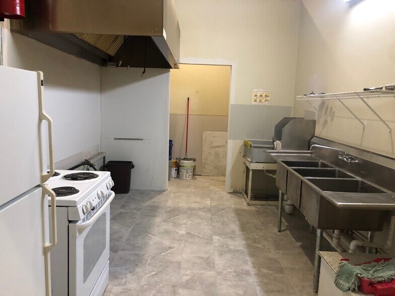 More Photos Of 1310 Central Ave, Hot Springs National Park Storefront For Sale