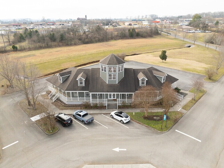 More Photos Of 130 Willowcreek Blvd, Sweetwater Medical For Sale