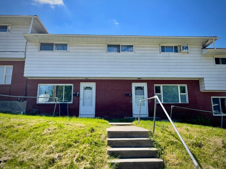 More Photos Of 101 Hooper Rd, Endicott Apartments For Sale