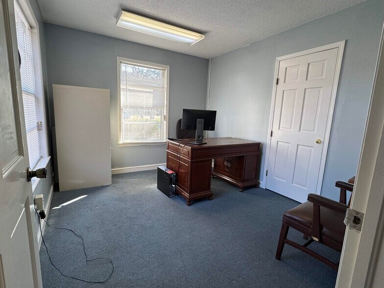 More Photos Of 201 Short St, Kingstree Office Residential For Sale