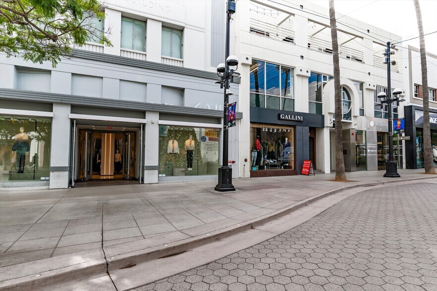 More Photos Of 1334 3rd Street Promenade, Santa Monica Storefront Retail Office For Lease