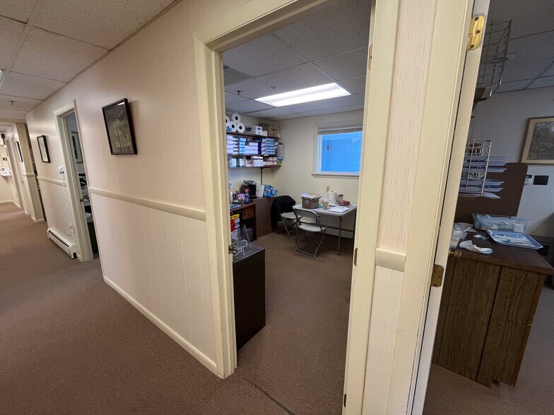 More Photos Of 155 Saco Ave, Old Orchard Beach Office For Sale