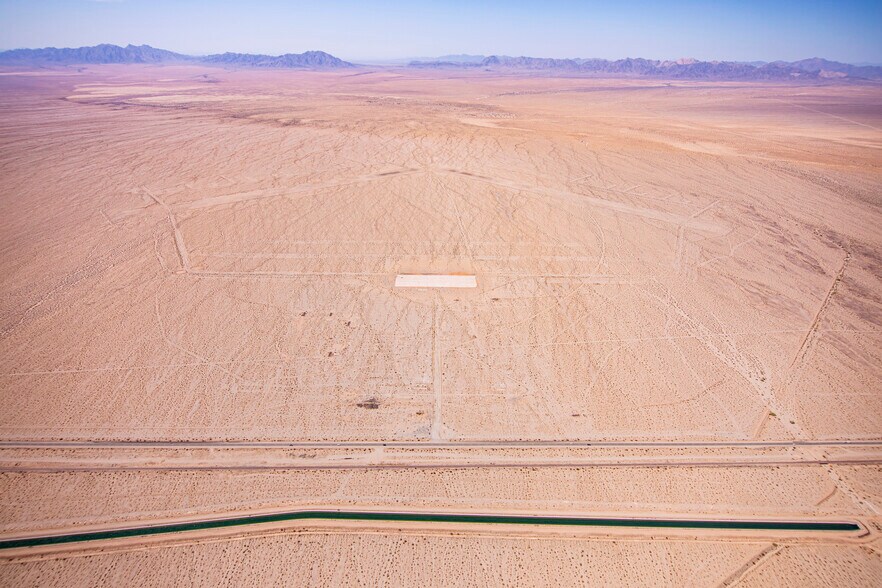 More Photos Of CA -62, Desert Center Land For Lease