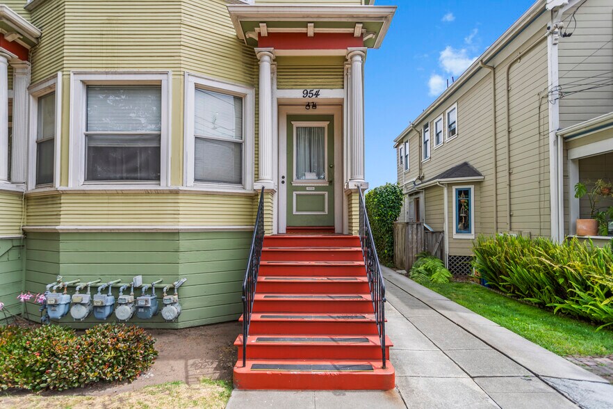 More Photos Of 954 Park St, Alameda Apartments For Sale