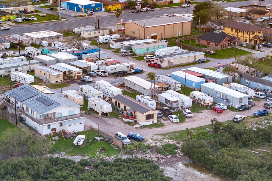 More Photos Of 47931 Michigan St, Laguna Heights Multifamily For Sale