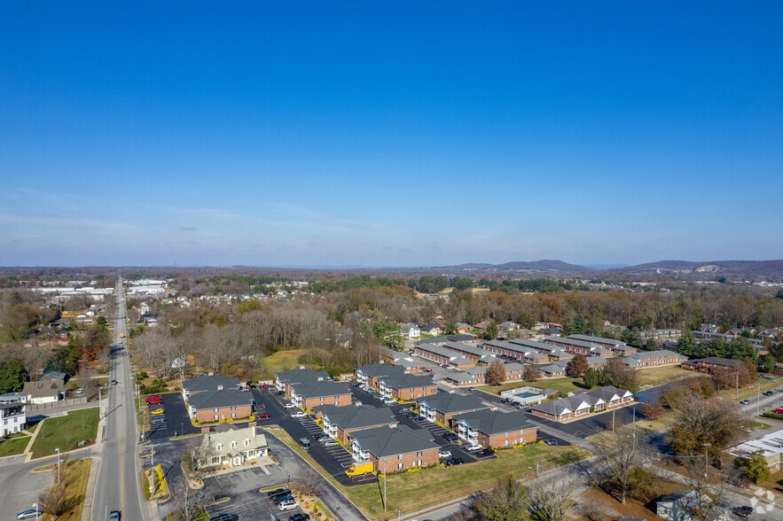 More Photos Of 1045 Fisk Rd, Cookeville Apartments For Sale