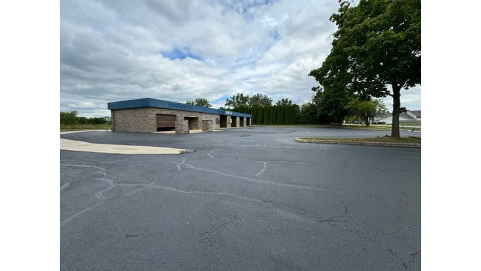 More Photos Of 335 S Prospect Ave, Bartlett Carwash For Sale