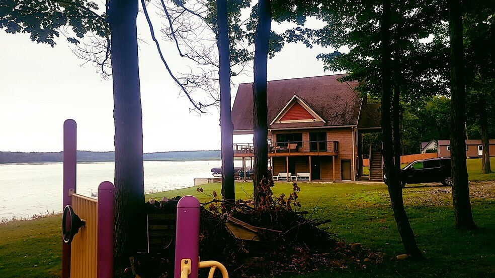 More Photos Of 4163 W Lake Rd, Silver Springs Trailer Camper Park For Sale