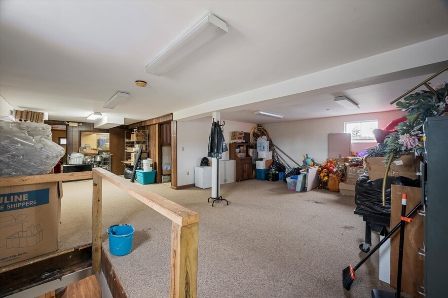 More Photos Of 138 S Market St, New Wilmington Storefront For Sale