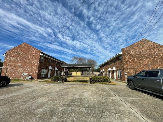 More Photos Of Westbank Residential, Gretna Apartments For Sale