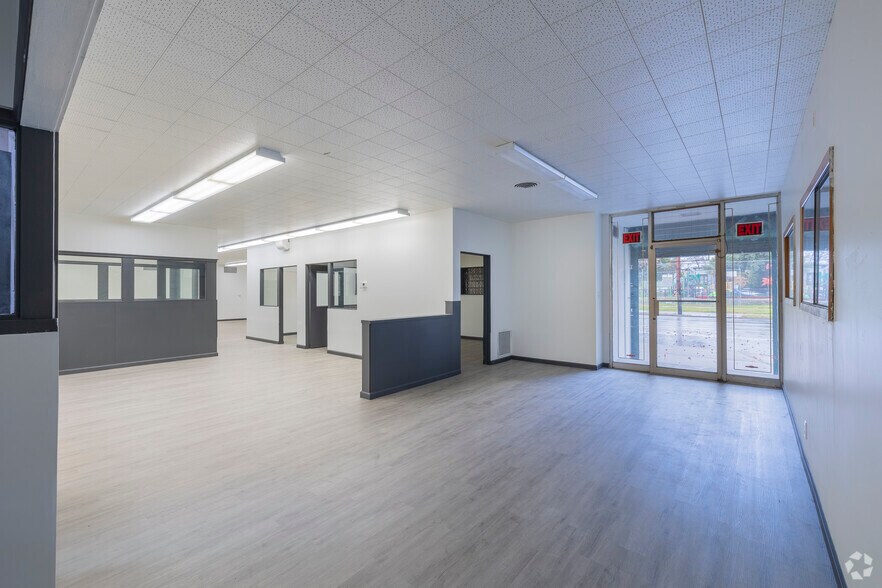 More Photos Of 1680 14th St, Oakland Warehouse For Sale