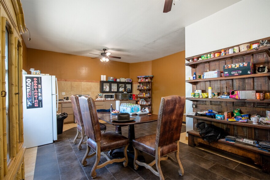 More Photos Of 7913 Highway 183 S, Austin Manufacturing For Sale