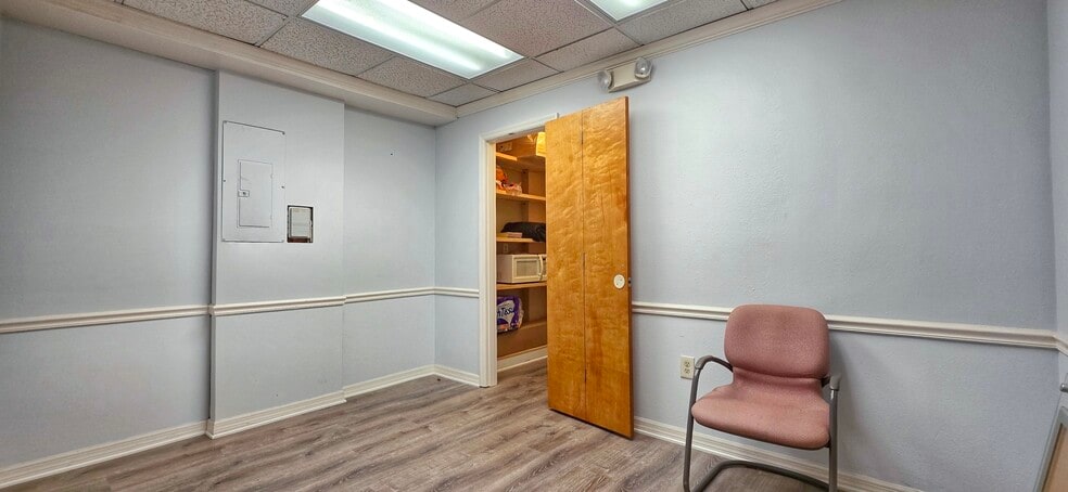 More Photos Of 2323 Curlew Rd, Dunedin Medical For Sale