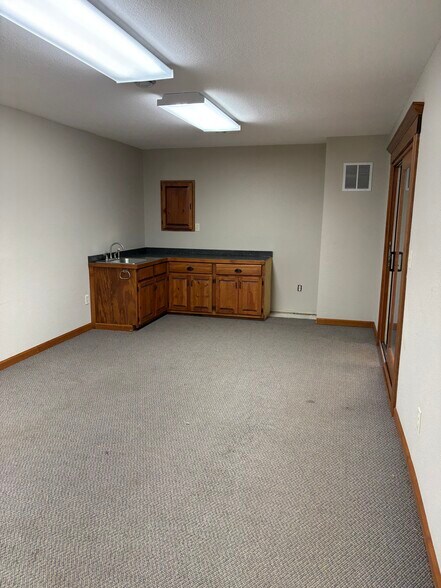 More Photos Of 6256 34th Ave NW, Rochester Warehouse For Sale